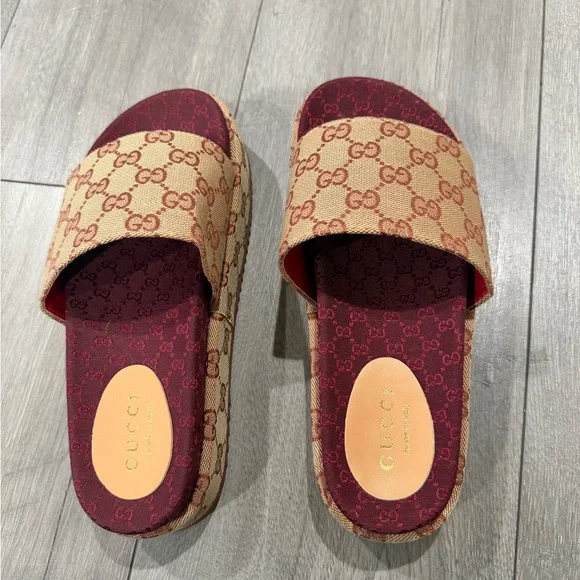 Slide Sandals with Burgundy - Picture 2 of 3